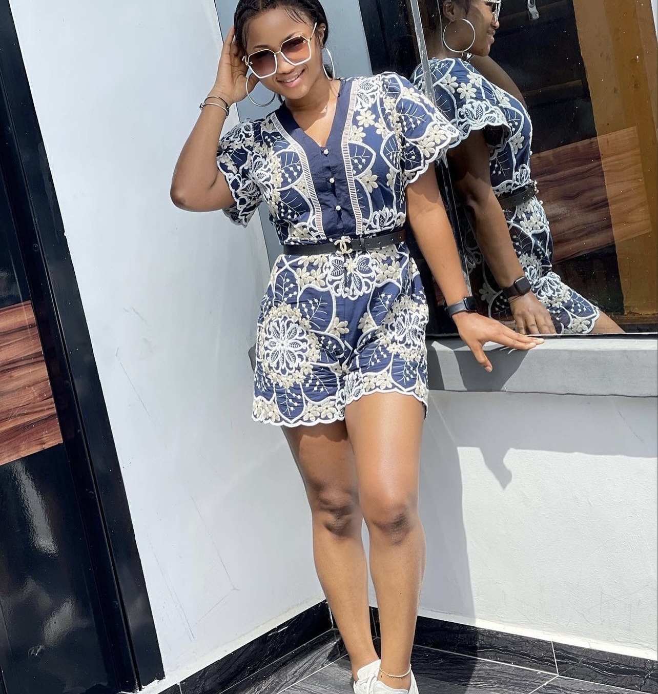 VIPs only lace print romper images